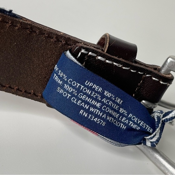 Vineyard Vines Belt NWT Mens 30 Brown Leather Blue Graphic Shotski Canvas Club - Picture 9 of 9